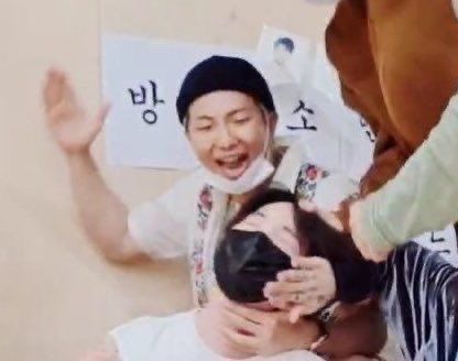 ٠࣪⭑eva tweet media