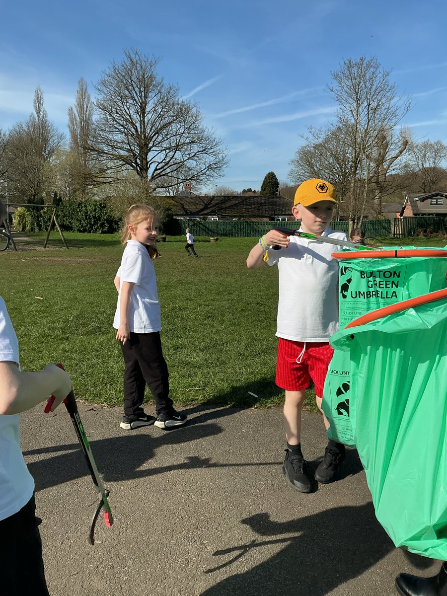 St Saviour CE School tweet media