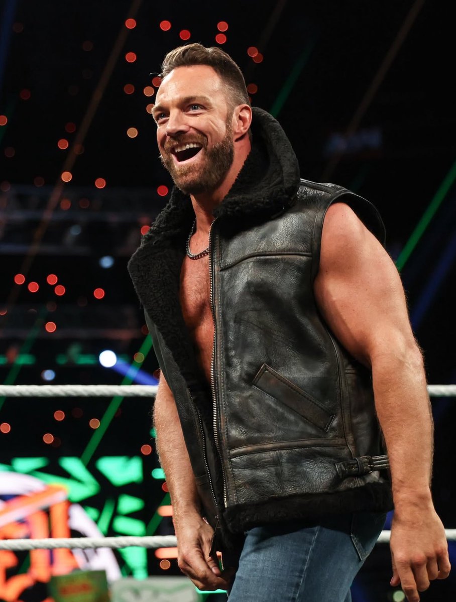 WrestlingWorldCC tweet media
