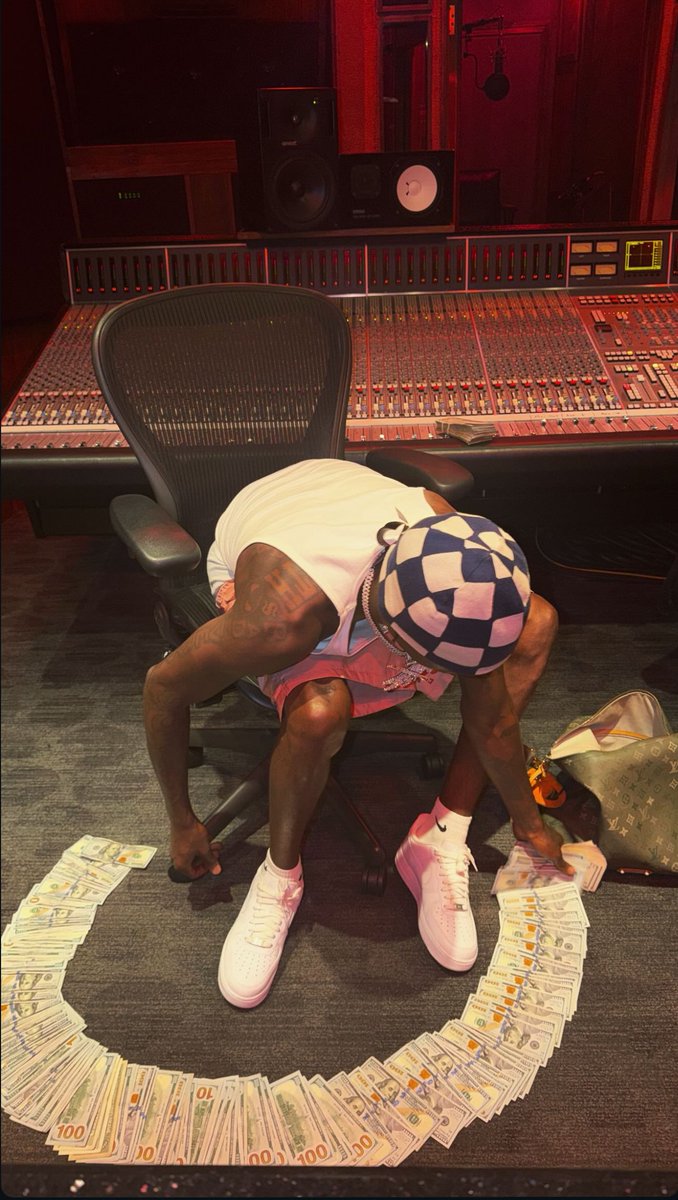 The Tropixs tweet media