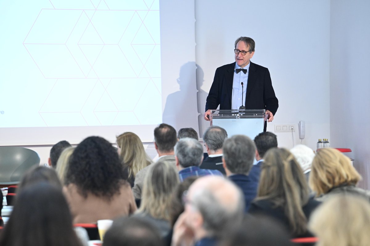 Comertia tweet media