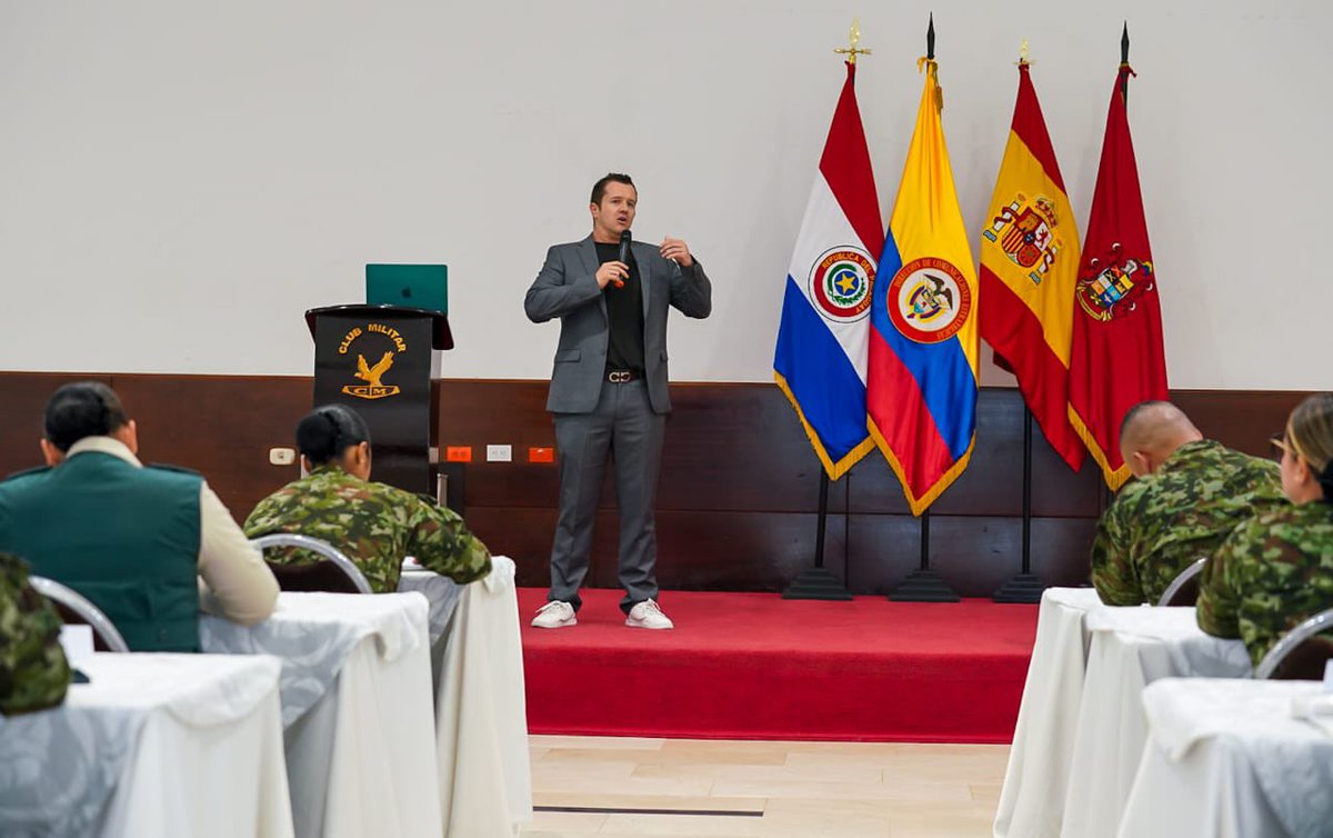 Ejército Nacional de Colombia tweet media