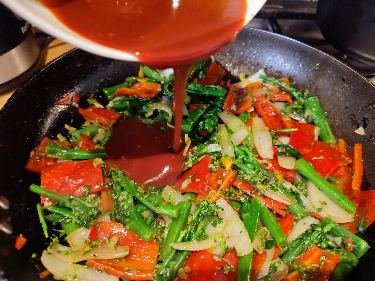 Мядовы гамафобiк tweet media