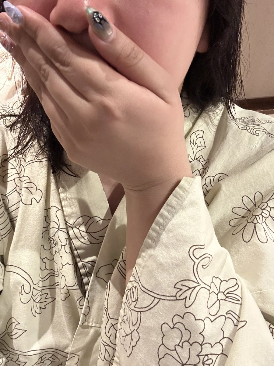 byuncito's tweet photo. guess where im at? 🤭 https://t.co/RKa2MHkXgi