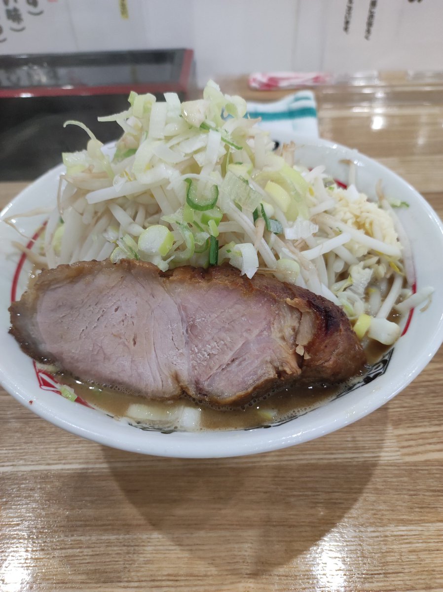 月/Tuki tweet media