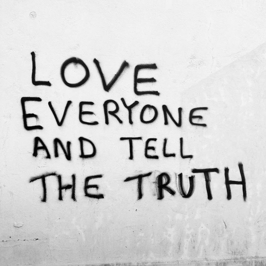 Mini Archillect tweet media