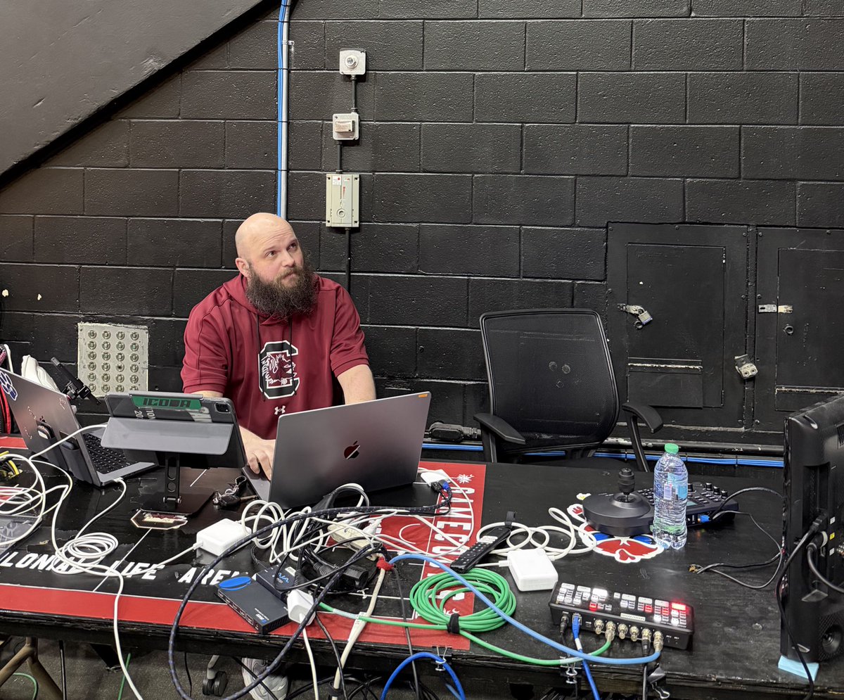 Lulu Kesin tweet media