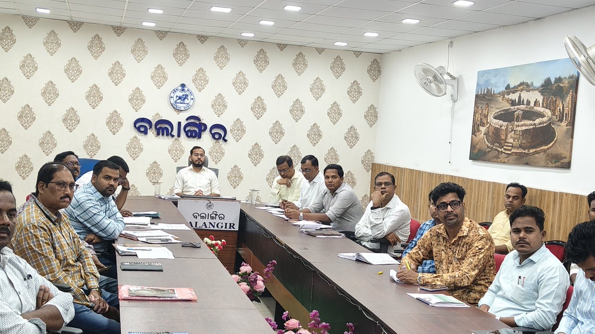 Collector & DM, Balangir tweet media