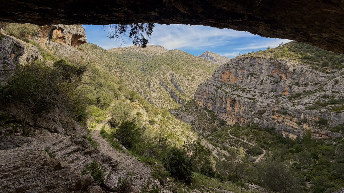 Rathbones of Keswick tweet media