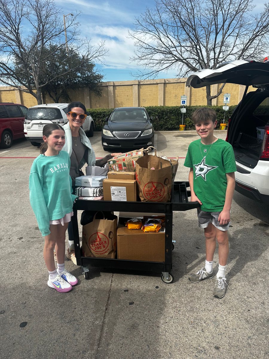 Family Gateway tweet media