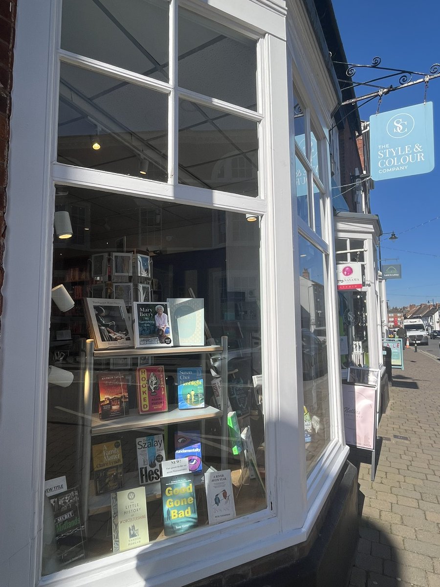 Vanessa Morgan tweet media