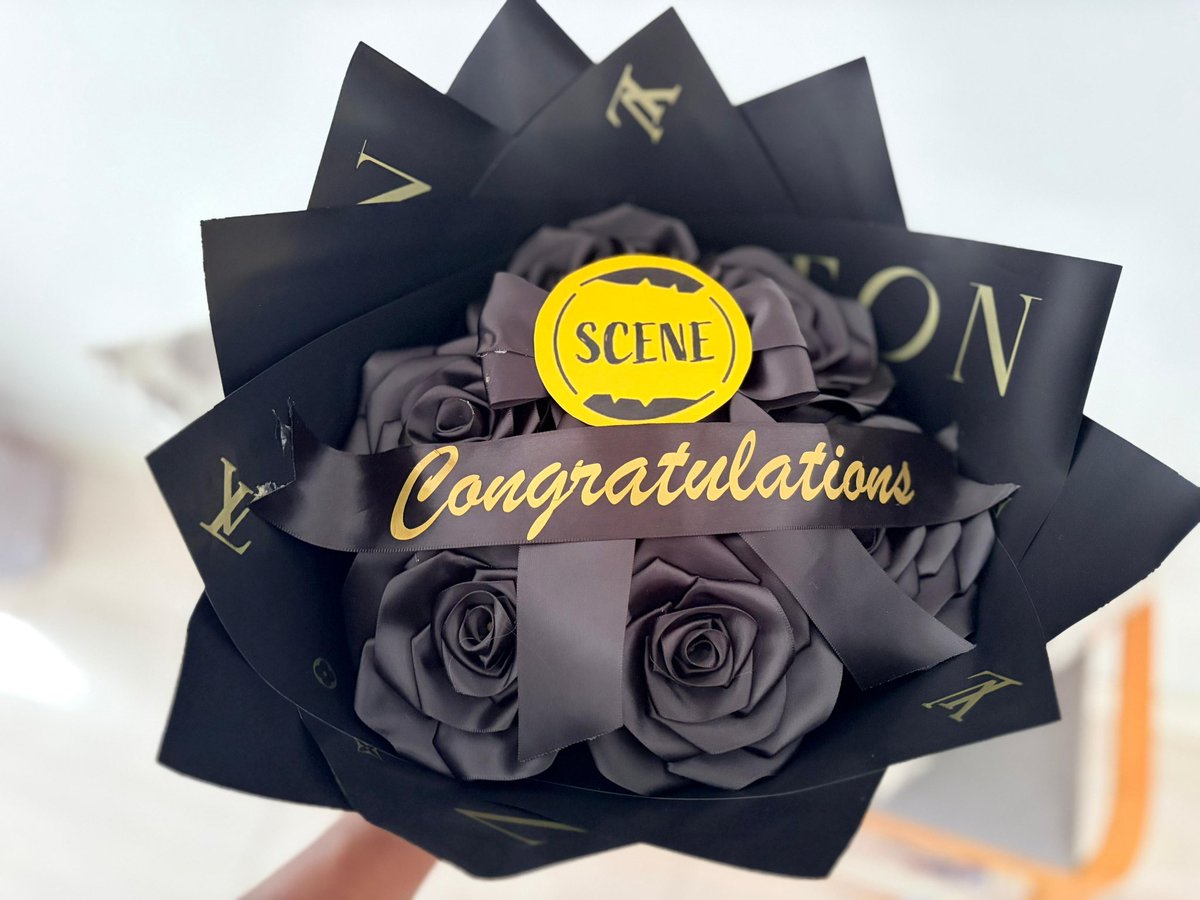 Shari Petti 🪩 🐎 tweet media