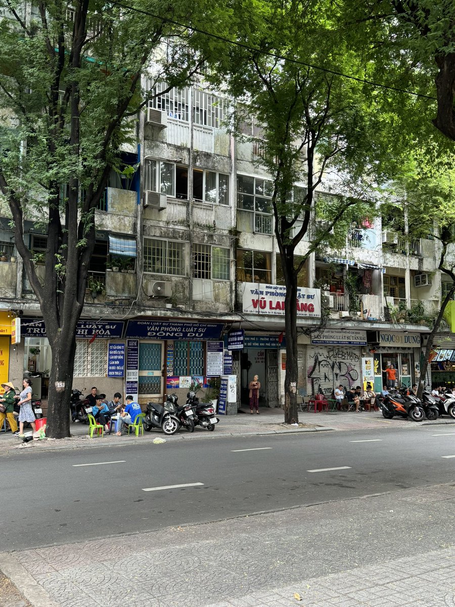 massi931_'s tweet photo. ho chi minh city , saigon , vietnam 🇻🇳 https://t.co/DcHdfmxdaz