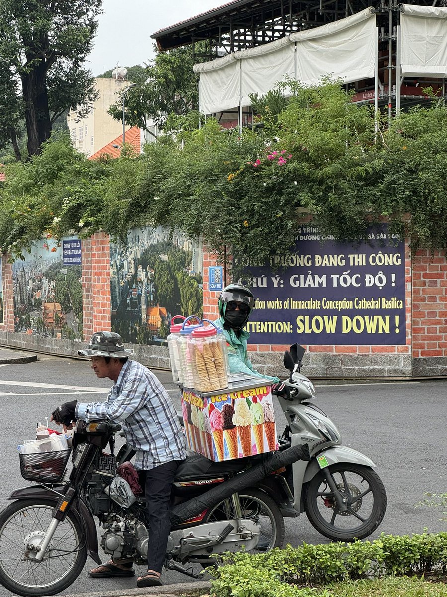 massi931_'s tweet photo. ho chi minh city , saigon , vietnam 🇻🇳 https://t.co/DcHdfmxdaz