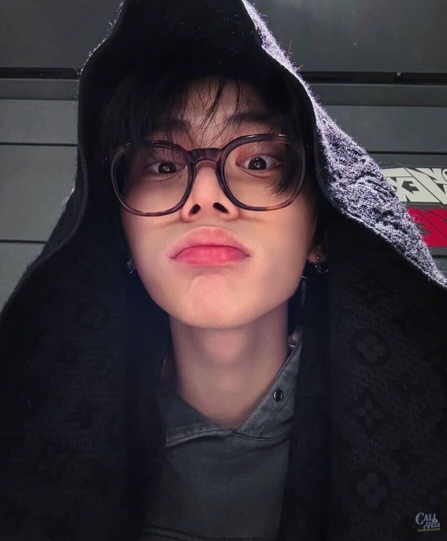 ☎️ Call Me tweet media