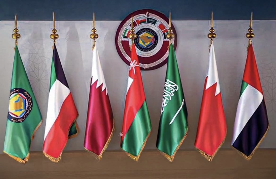<a href="/AJELNEWS24/">خبر عاجل</a> نحن في آواخر يومين من شهر فضيل وكل المسلمون رفعوا كفوف الضراعه بإذن الله يحفظ البلاد والعباد فاللهم آمين يارب العالمين اللهم رد كيد الأعداء عليهم اللهم أجعل كيدهم يعود عليهم أضعاف اللهم أكسر شوكتهم وذلهم 
استودعنا الله اوطاننا اوطان السلام والخير والنور والمحبة