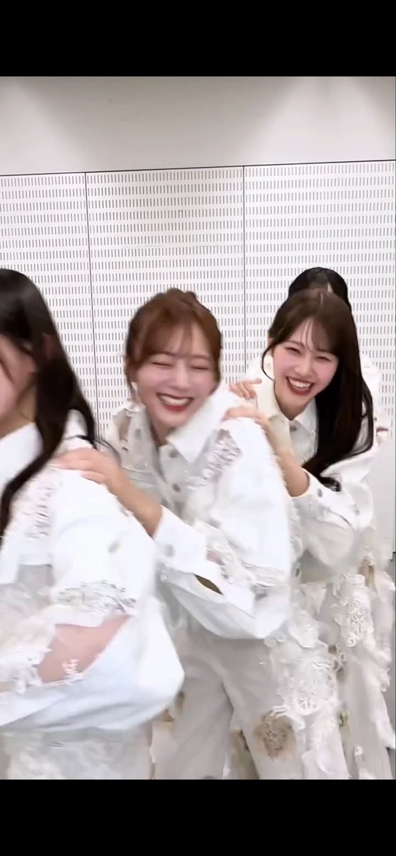 くろの tweet media