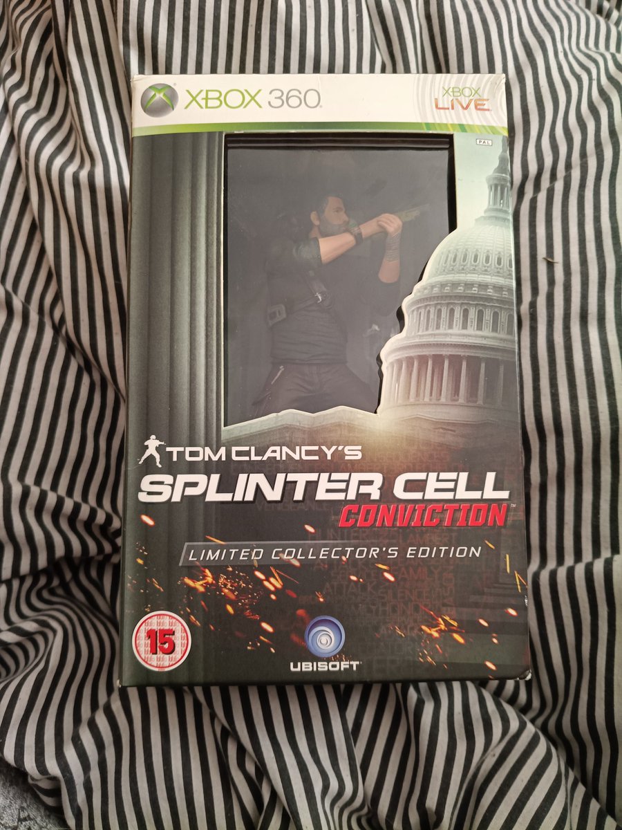 AbsolKyu's tweet image. My husband arrived but I'm scared to let him free #samfisher #splintercell #zero