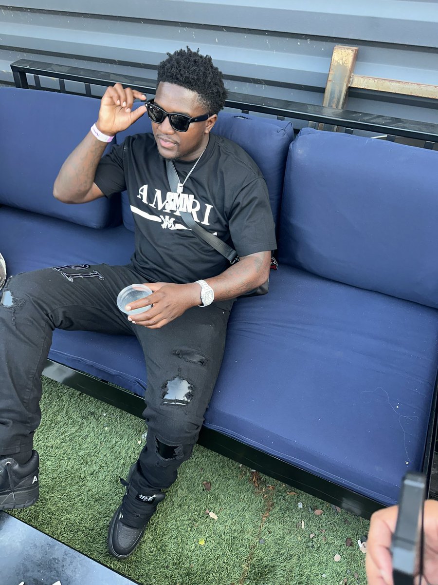 SelfMadeDizzle's tweet photo. 😎💫💯 https://t.co/ovvf3EXhhN