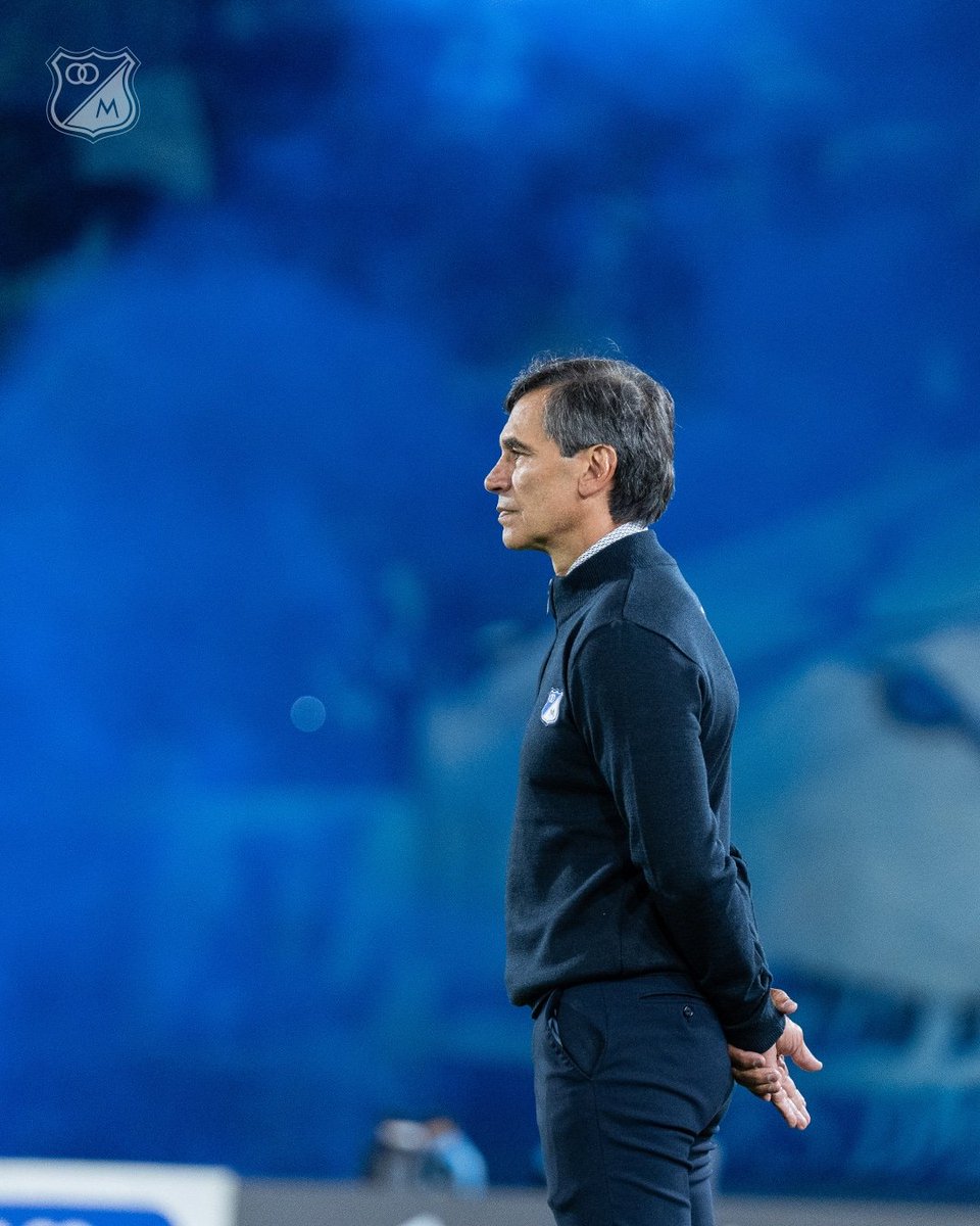 azul_dimension's tweet photo. Fabián Bustos desde que llegó a Millonarios. Ⓜ️

👔 9 partidos dirigidos 
✅ 6 ganados 
🤝🏼 1 empatado
❌ 2 perdidos
⚽ 19 goles a favor
🥅 8 en contra
🧮 19 puntos 
📈 70,3 % de rendimiento

¡EL MÍSTER! 🎩 https://t.co/FFvabFMgB2
