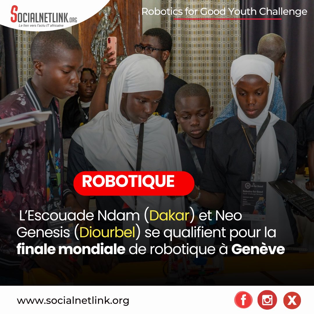 SocialNetLink tweet media