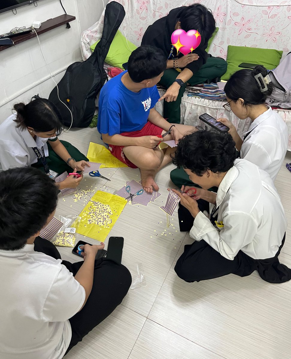 yam 🍒🐱🍊 | military wife era tweet media