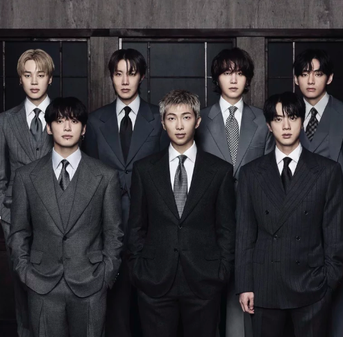 About Music tweet media