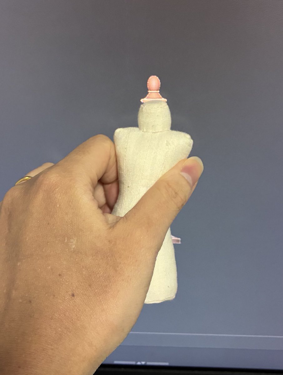 ゆり🪡赤いカメラ tweet media