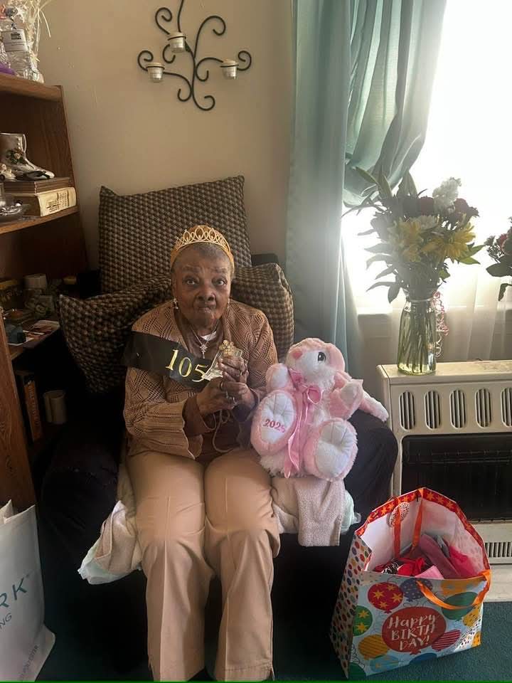 Eliana Alice tweet media