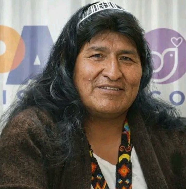 Esta es la fórmula ancestral de la antiestética y de la pobreza. 

No reflejan nada más…que mala energía tienen ese par de monstruos. 😅