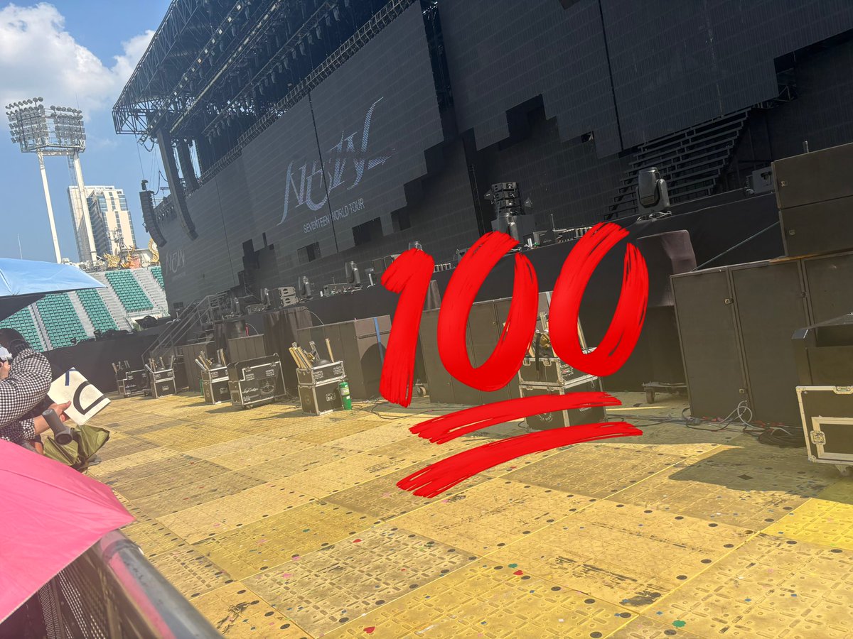 🥨🤍 tweet media