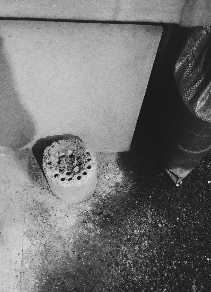 자흔이네 연탄집 tweet media