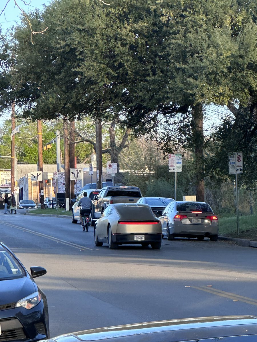 Romanian Patriot tweet media