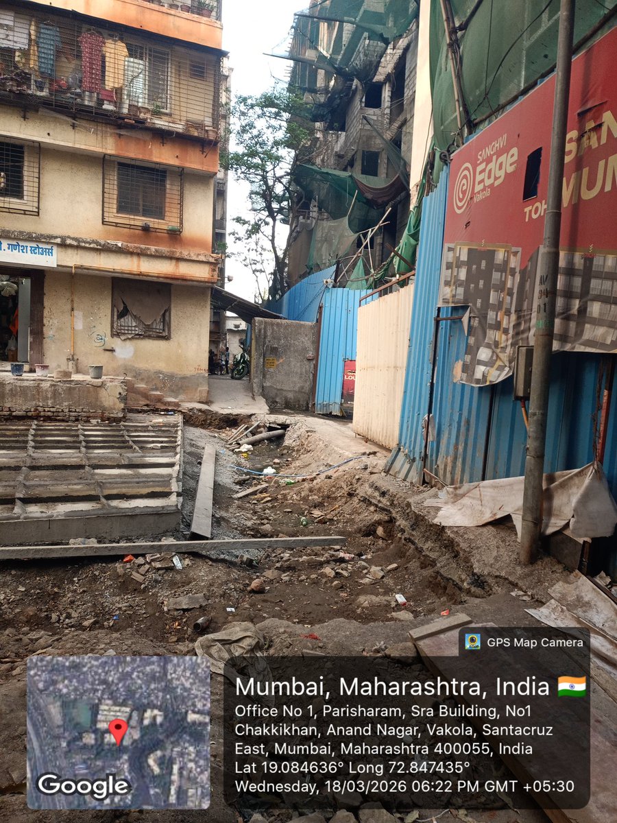 Amitshah301198's tweet photo. चक्कीखान, KG मार्ग, सांताक्रूज (पूर्व) येथे @mybmc @mybmcWardHE रस्त्याचे काम सुरू असून ठिकाणी सांडपाणी साचले आहे, मच्छरांची उत्पत्ती वाढत आहे. कोणतीही बॅरिकेडिंग नाही, रस्ता उघडा ठेवला आहे, नागरिकांच्या सुरक्षेला धोका निर्माण झाला आहे. कृपया तात्काळ कारवाई करावी.
#BMC  #Safety https://t.co/pztxKwmgzJ