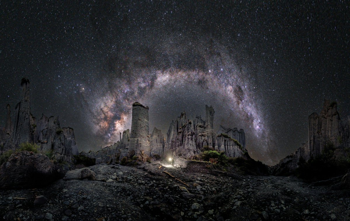 Unsplash tweet media