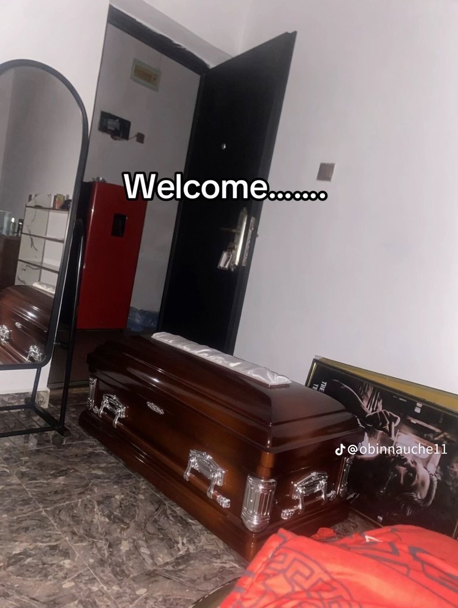 32 FunFoolers tweet media