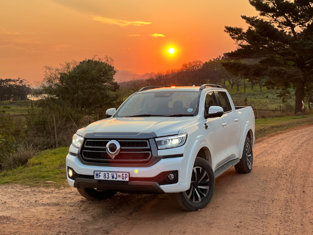 AutoTrader tweet media