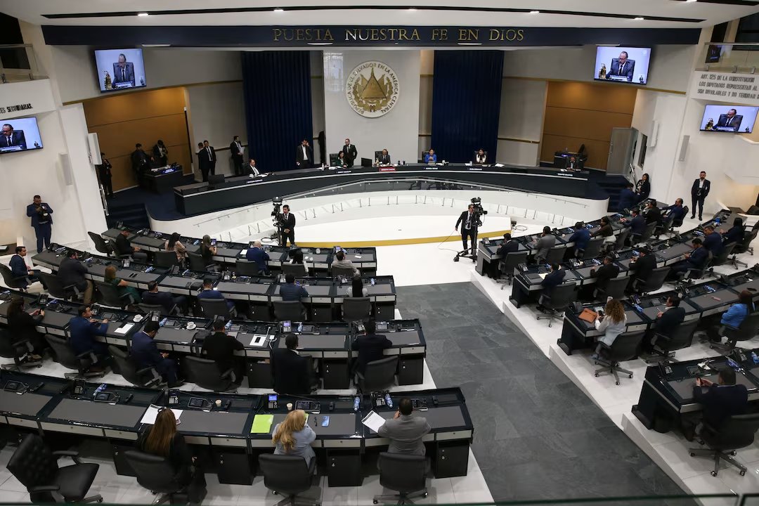Área Militar tweet media