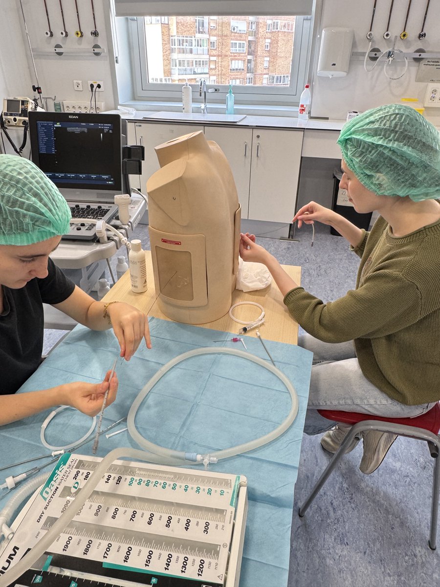 Vall d'Hebron Centre de Simulació Clínica Avançada tweet media