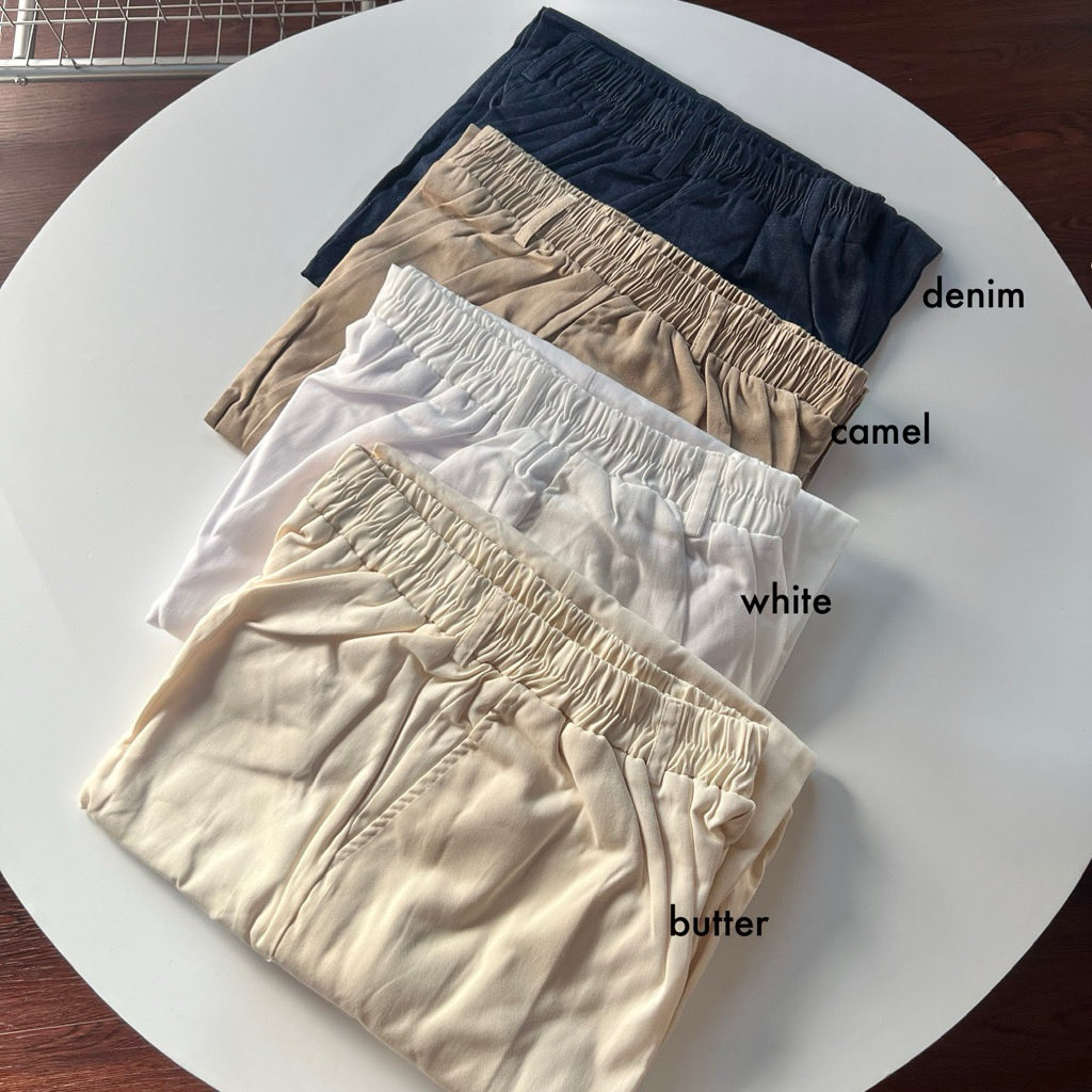 notyurstfu's tweet photo. KENAPA BARU TAU SEKARANG!!! DAILY PANTS YANG COCOK DIPAKAI SEGALA OUTFIT 🫵🏻😍🪼 https://t.co/JvCw7teKsy