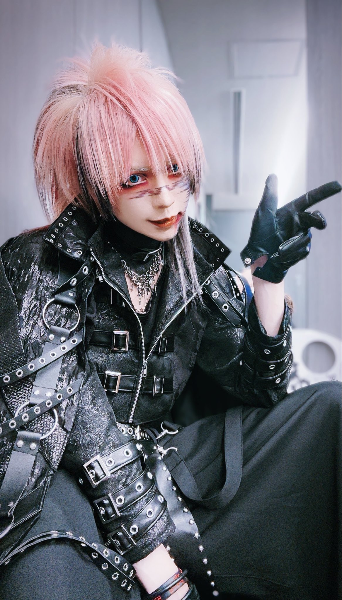 HDsgFWga4AAryPF.jpg:large