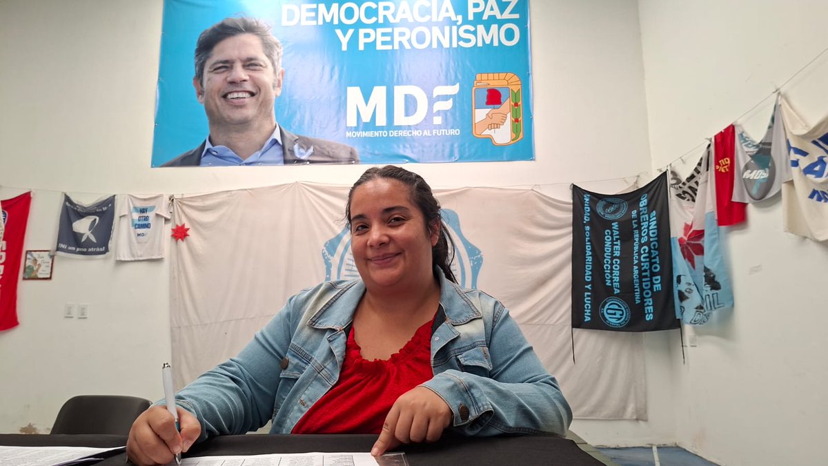 MDAFmoreno's tweet photo. Enviamos un saludo a nuestros compañeros y compañeras Congresales que asumieron sus funciones ante el Congreso del Partido Justicialista de la Provincia de Buenos Aires:

Matias Irrazabal
Micaela junco⁩ 
Daniel Colman⁩
Belén Fleitas

¡Felicitaciones compañeros y compañeras! ✌️ https://t.co/c9wzheUqfE