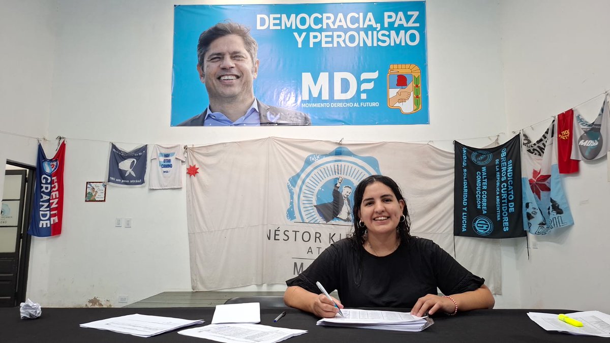 MDAFmoreno's tweet photo. Enviamos un saludo a nuestros compañeros y compañeras Congresales que asumieron sus funciones ante el Congreso del Partido Justicialista de la Provincia de Buenos Aires:

Matias Irrazabal
Micaela junco⁩ 
Daniel Colman⁩
Belén Fleitas

¡Felicitaciones compañeros y compañeras! ✌️ https://t.co/c9wzheUqfE