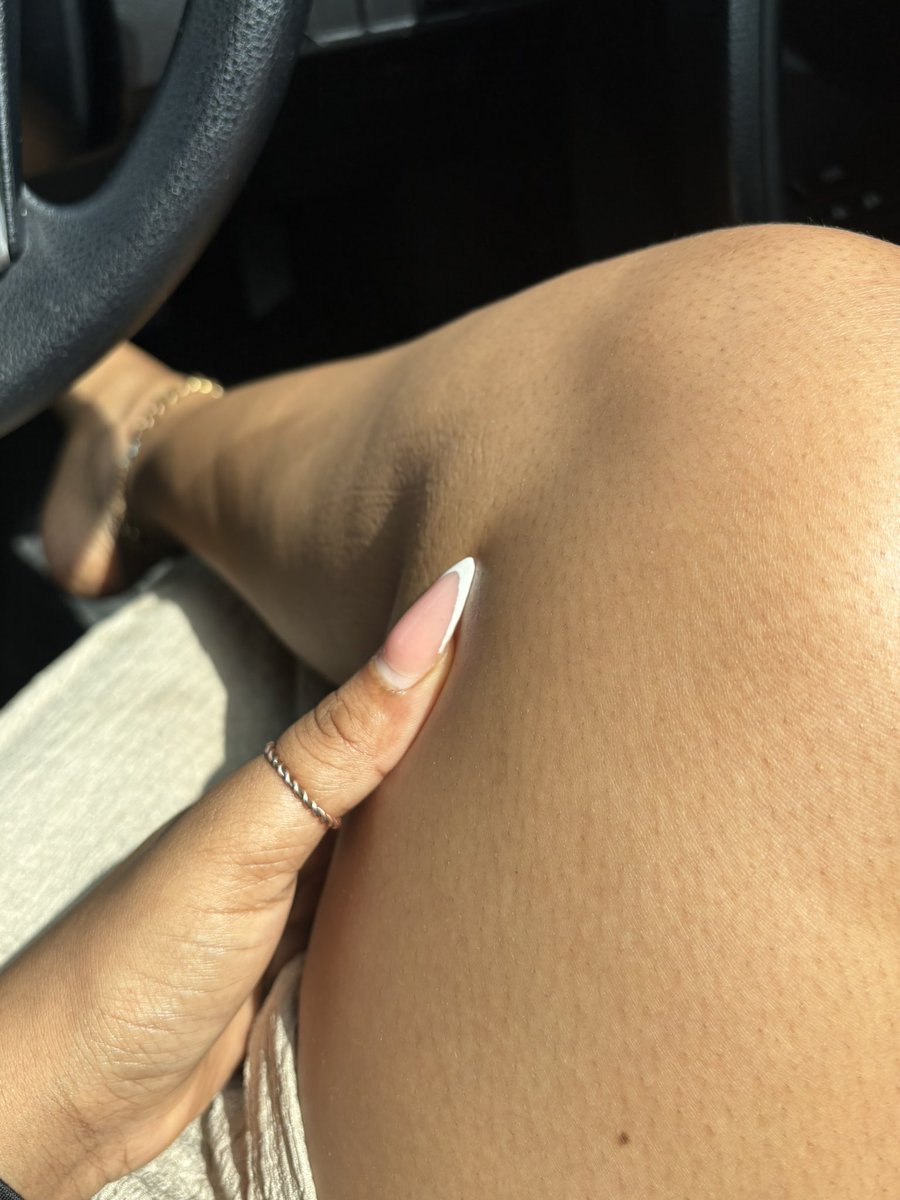 Hot Mess! tweet media