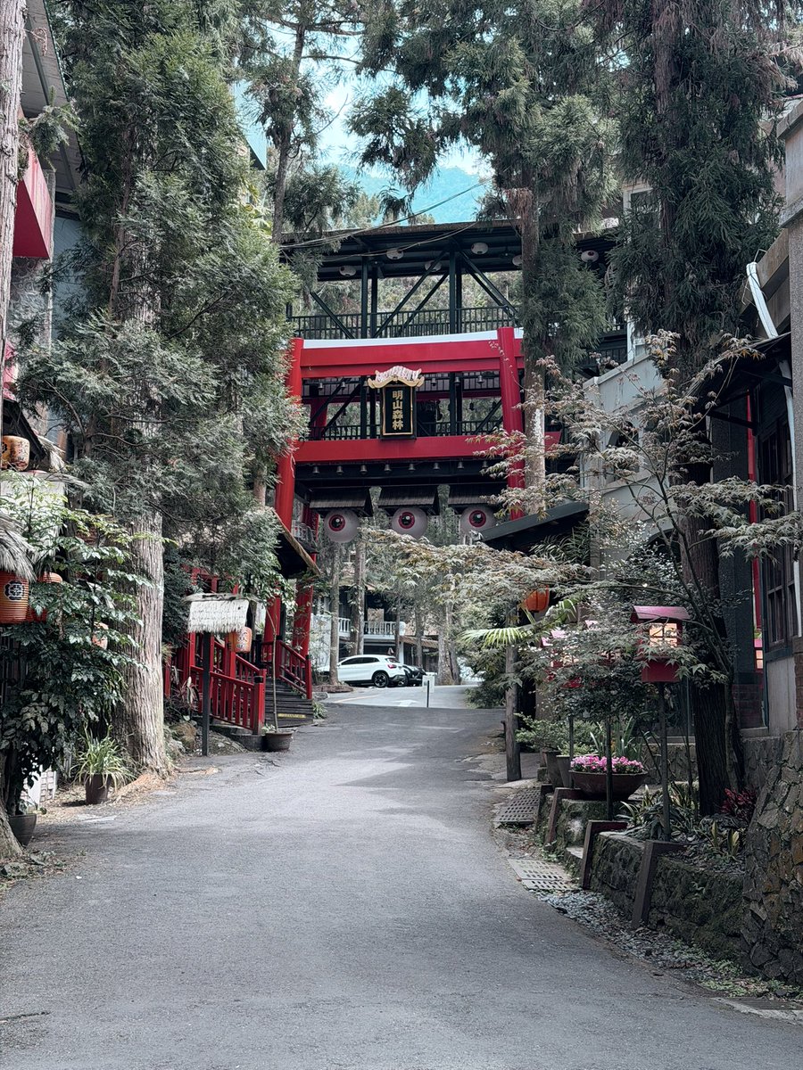 wydLims's tweet photo. 📍 Xitou Monster Village 👺 https://t.co/XarJo0xrJW