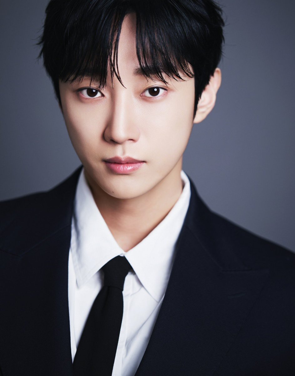 정진영.zip tweet media