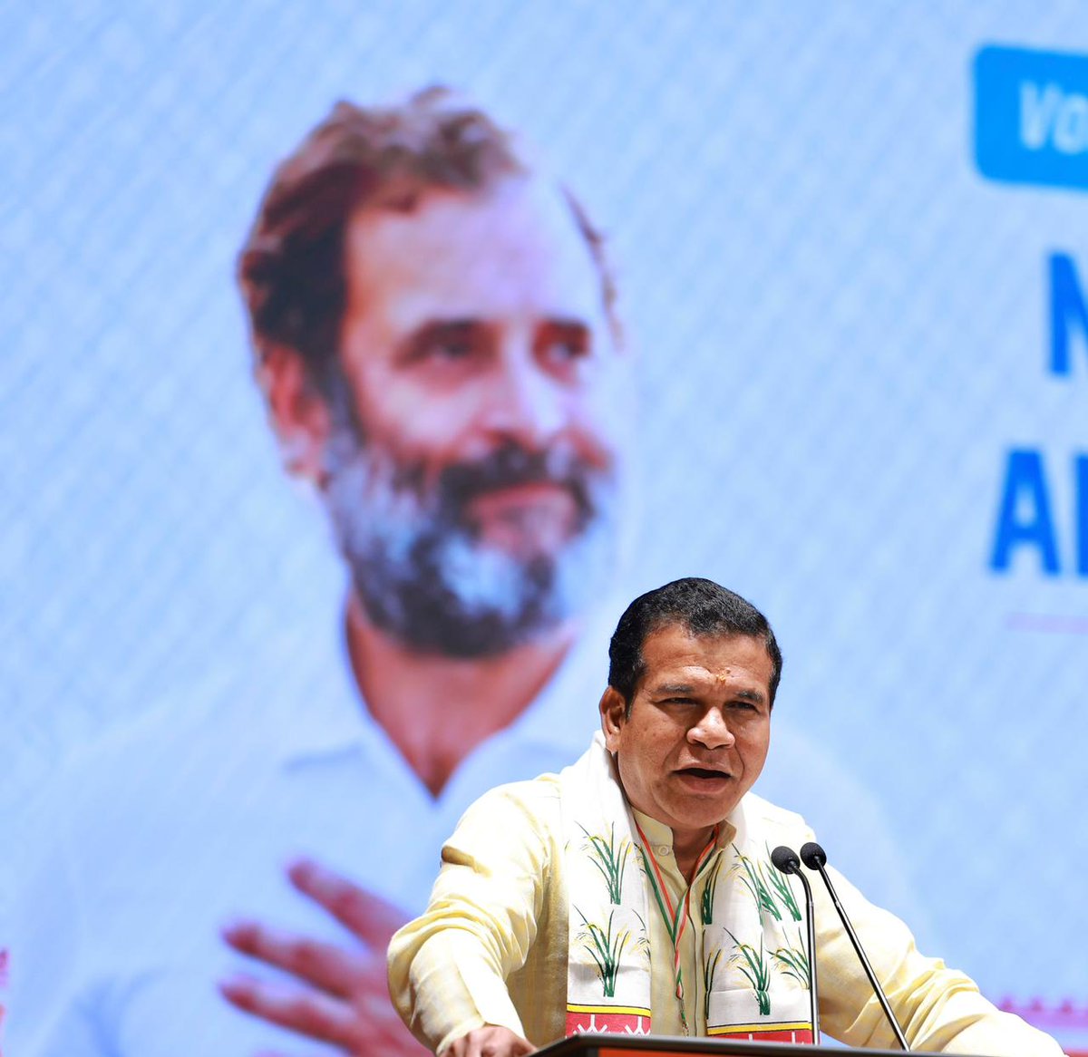 MOHAN MARKAM tweet media