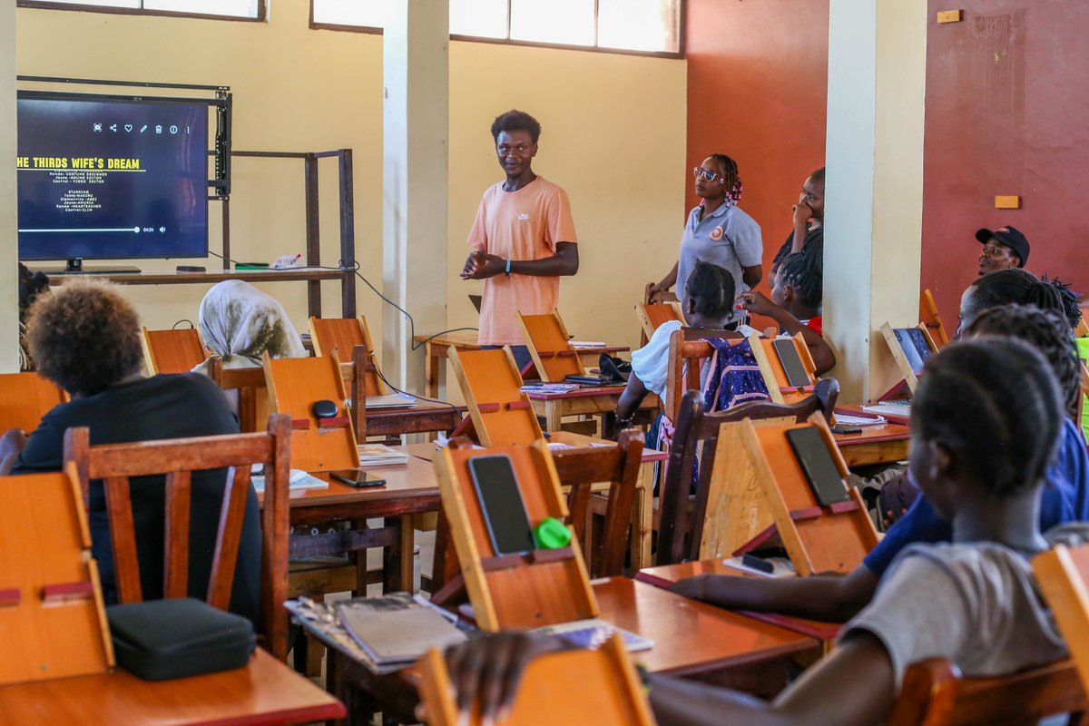 Learning Lions tweet media