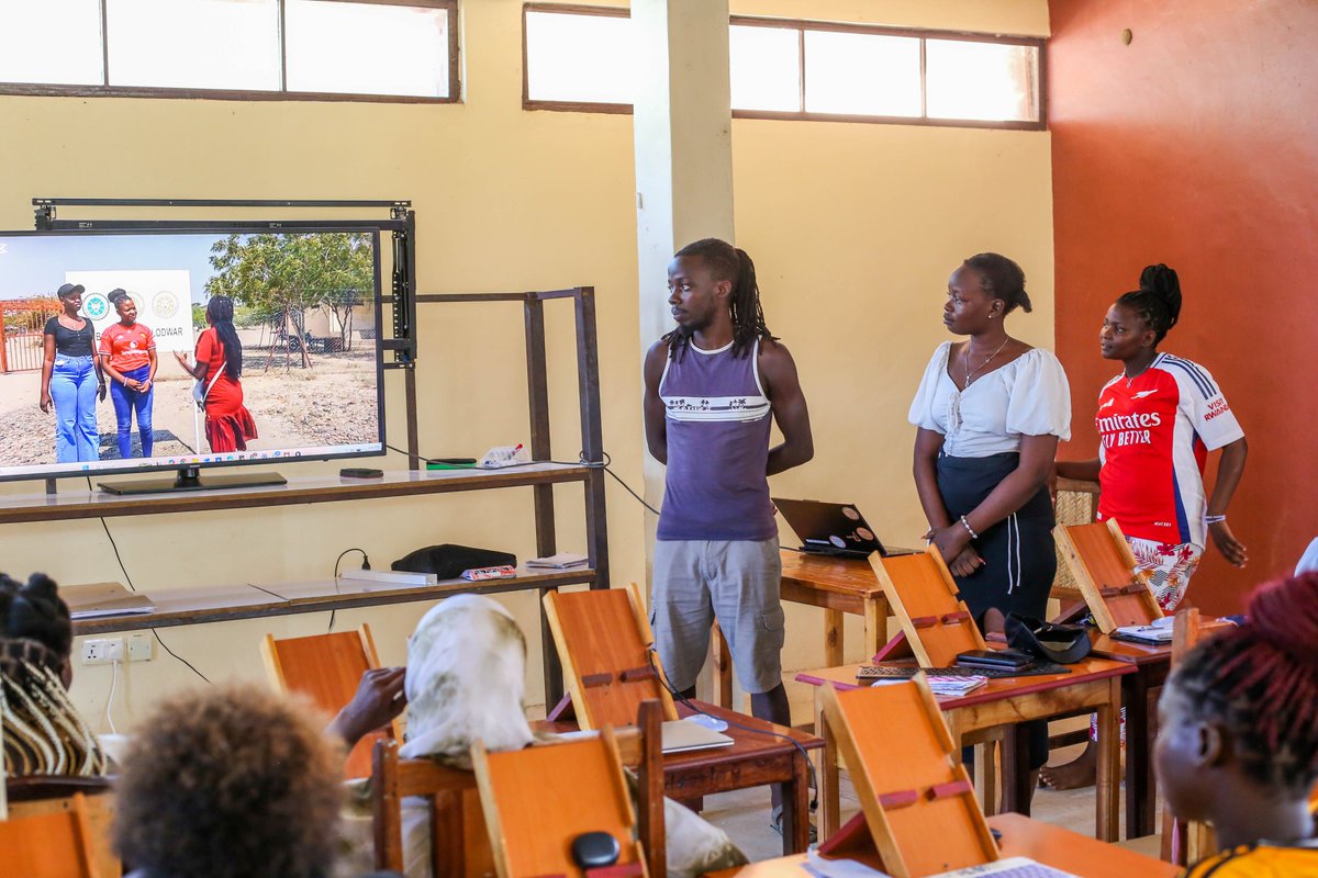 Learning Lions tweet media