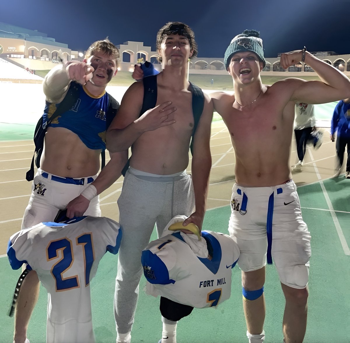 Sportsgearfet tweet media